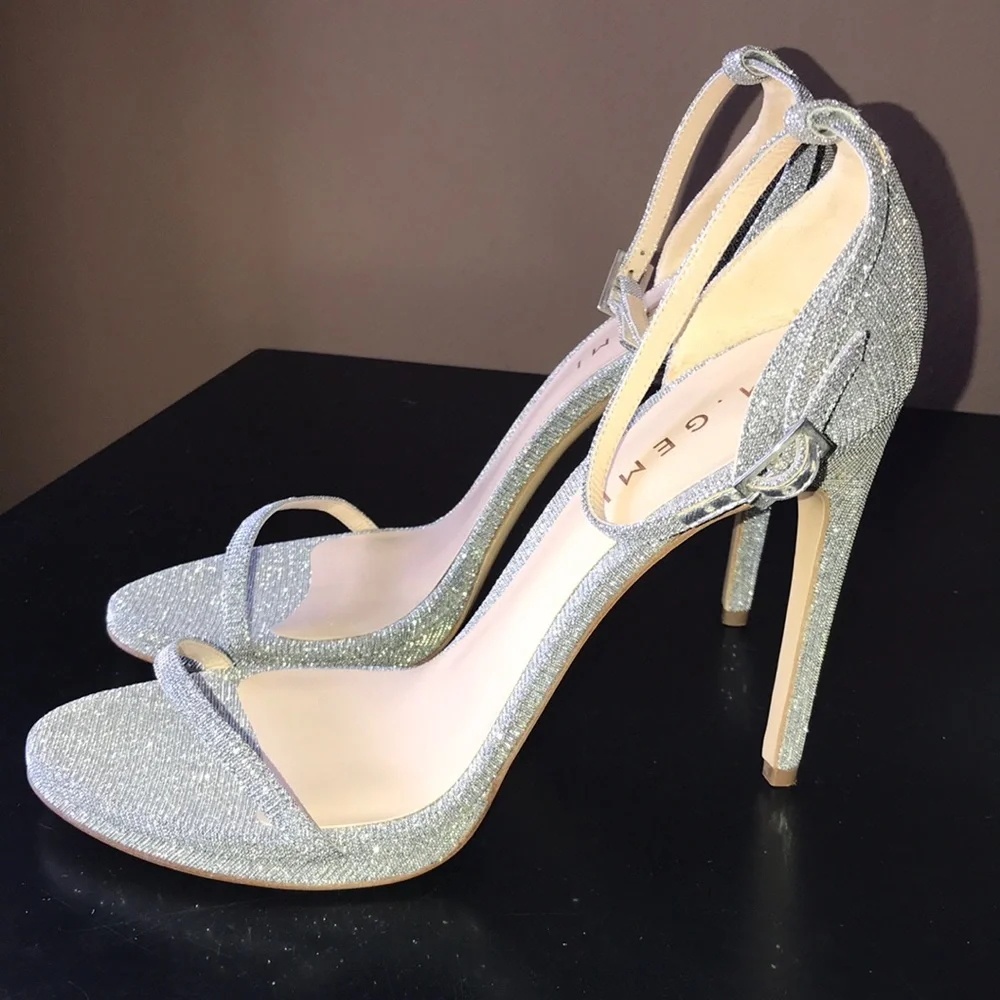 🆕 M. GEMI Handmade Italian Heels - no tags - Picture 1 of 12